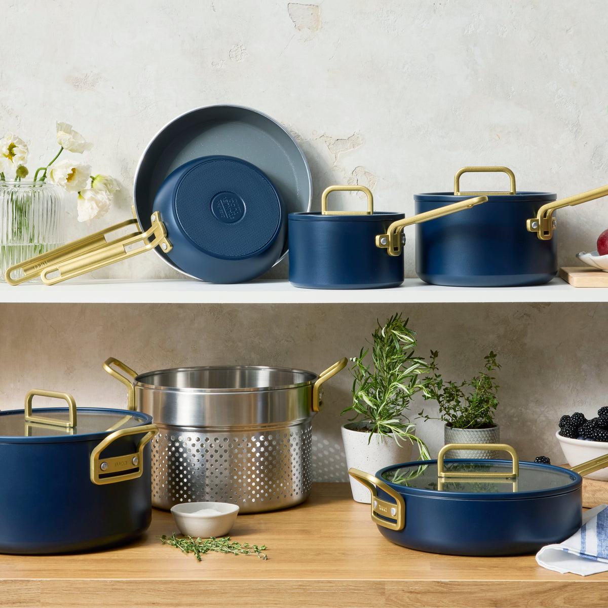 Stanley Tucci™ Ceramic Nonstick 11-Piece Cookware Set with the Tucci Cookbook | Marino Blue