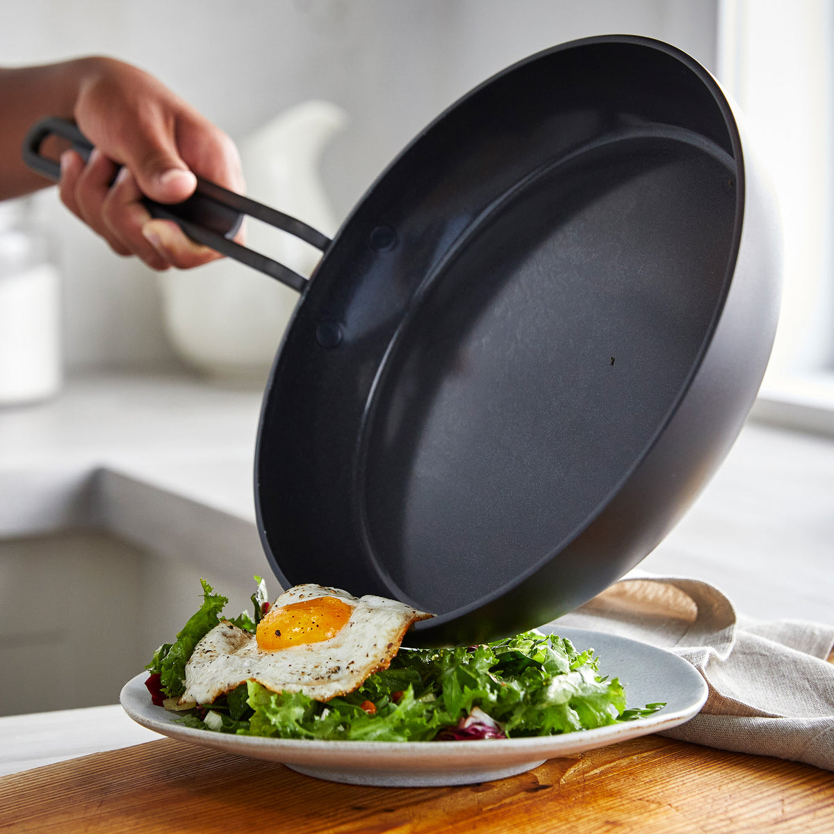 Stanley Tucci™ Ceramic Nonstick 11-Piece Cookware Set with the Tucci Cookbook | Milano Black