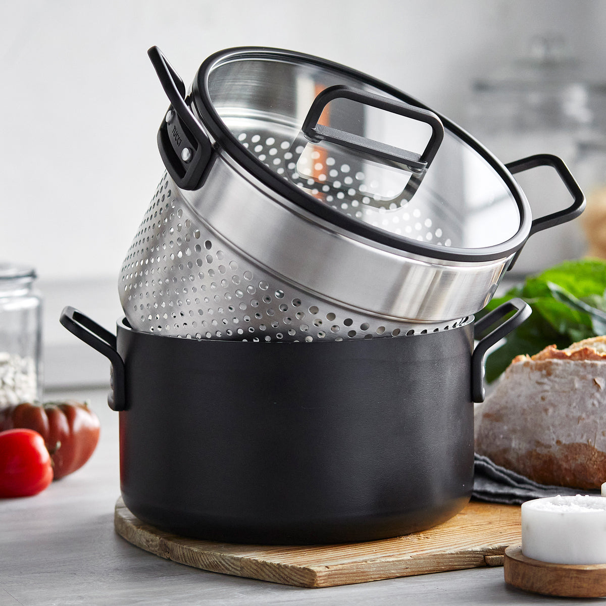 Stanley Tucci™ Ceramic Nonstick 11-Piece Cookware Set with the Tucci Cookbook | Milano Black