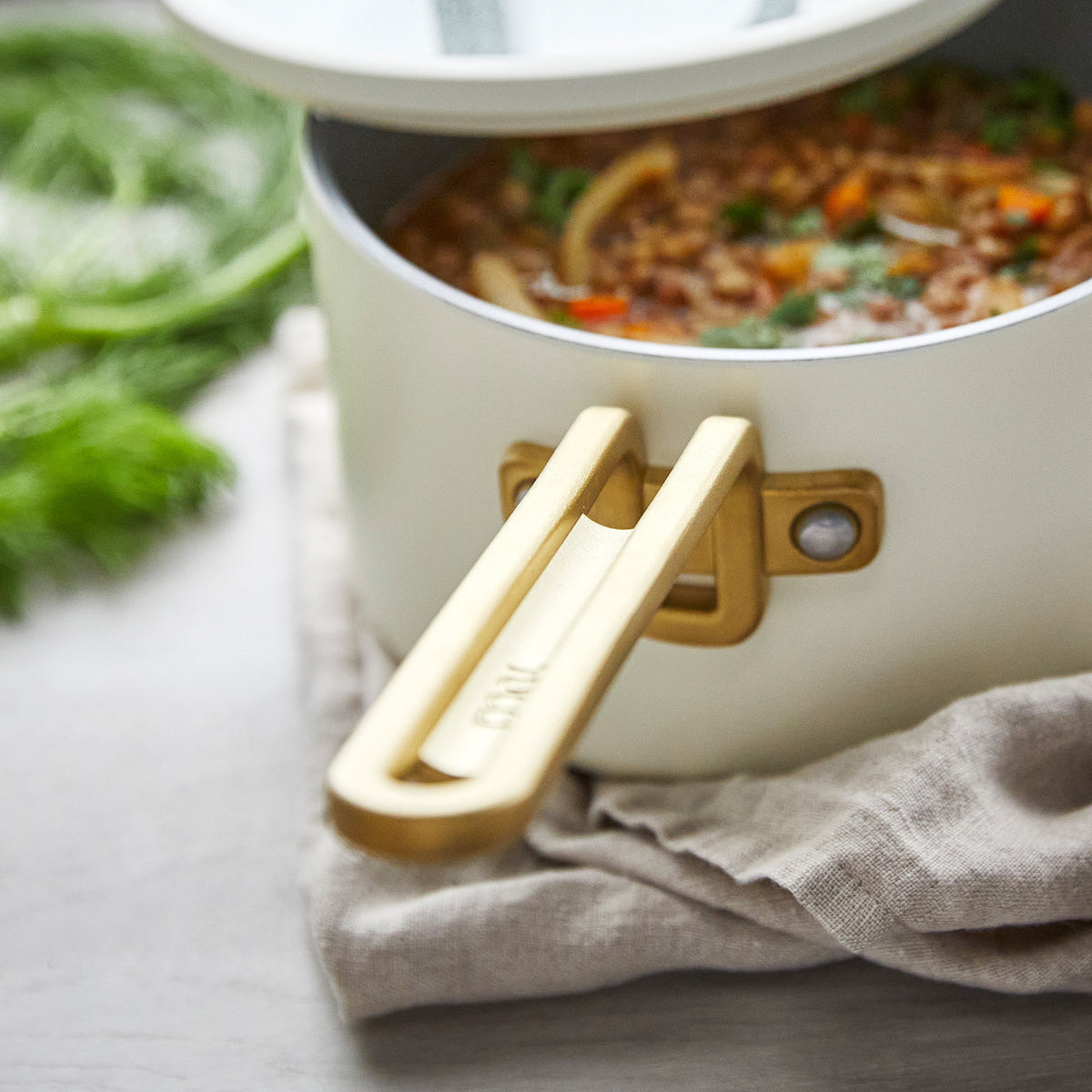 Stanley Tucci™ Ceramic Nonstick 6-Piece Cookware Set with the Tucci Cookbook | Carrara White