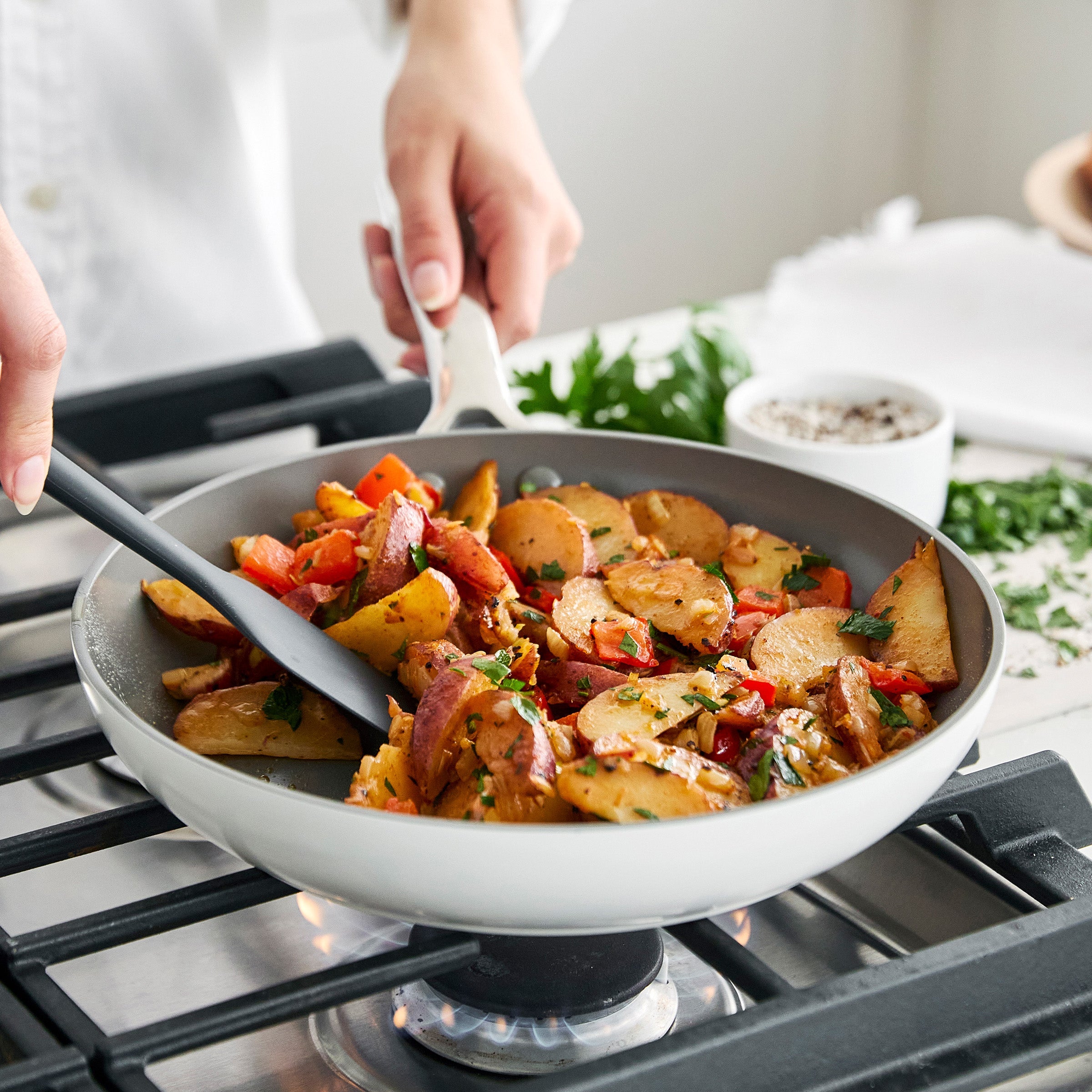 Eras Ceramic Nonstick 11-Piece Cookware Set | Cloud Cream