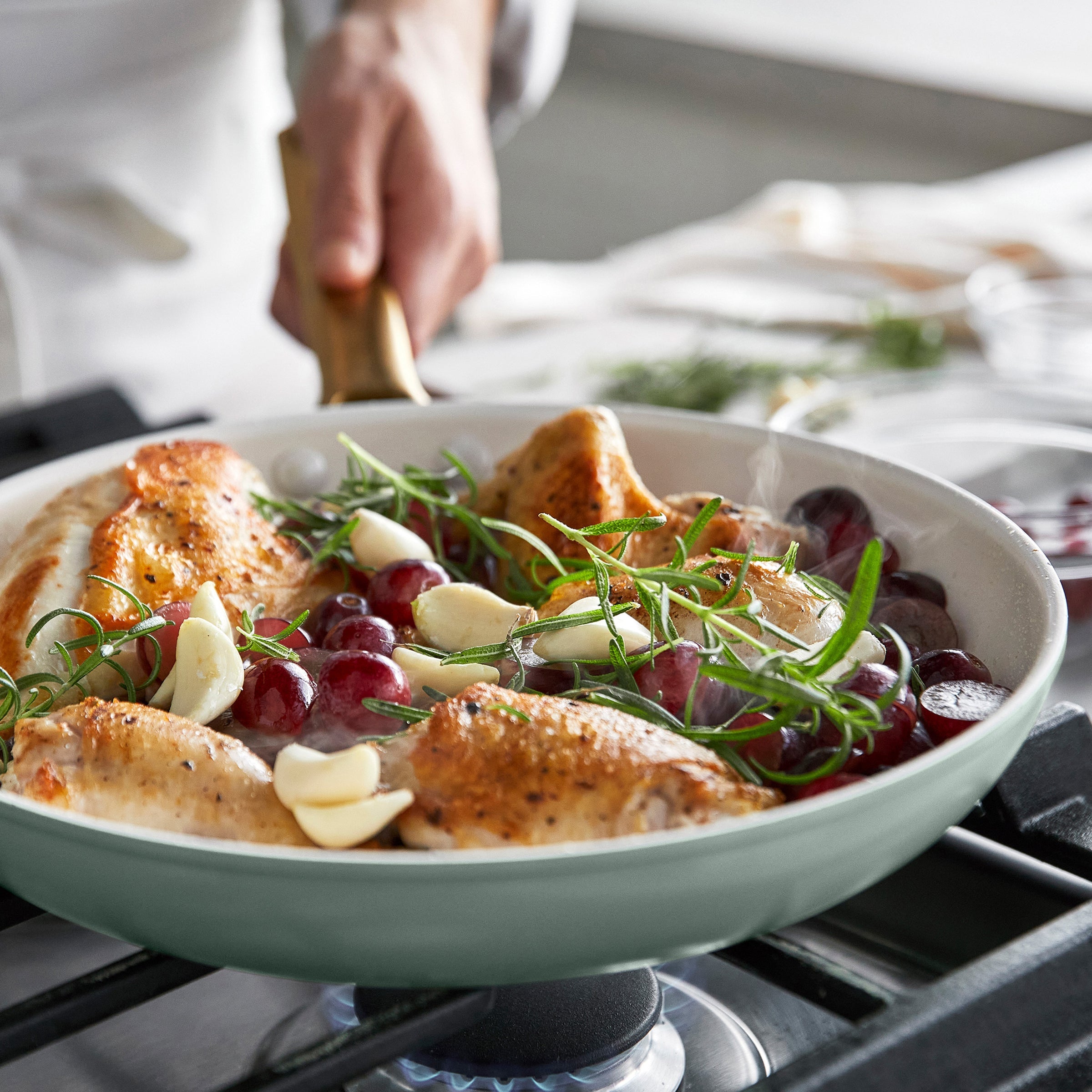 Reserve Pro Ceramic Nonstick 10-Piece Cookware Set | Moss