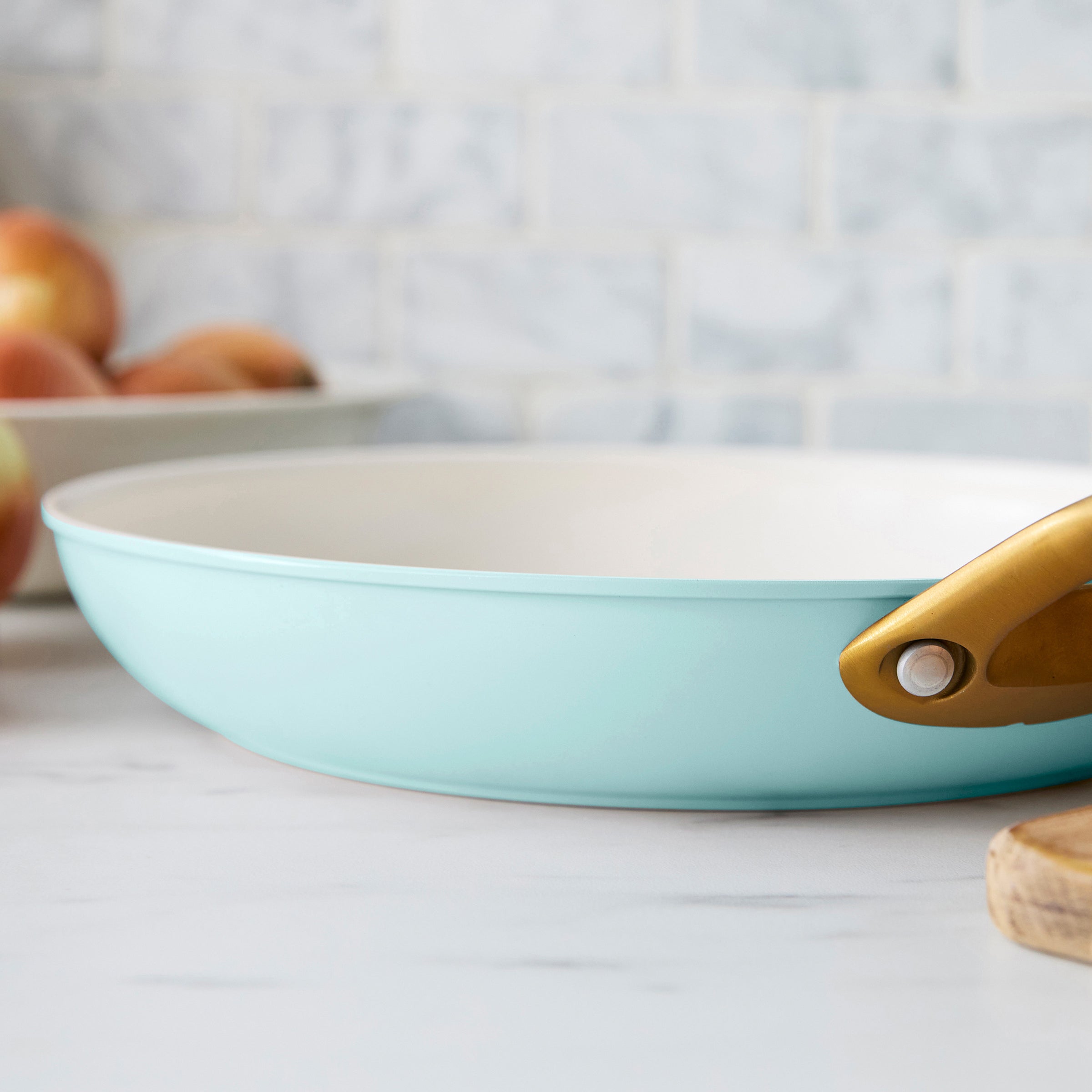 Reserve Pro Ceramic Nonstick 10-Piece Cookware Set | Seaside